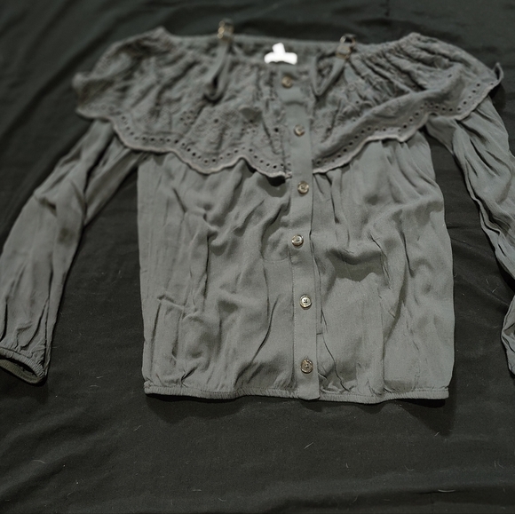 Maurices Small Dark Grey Top - Picture 5 of 6